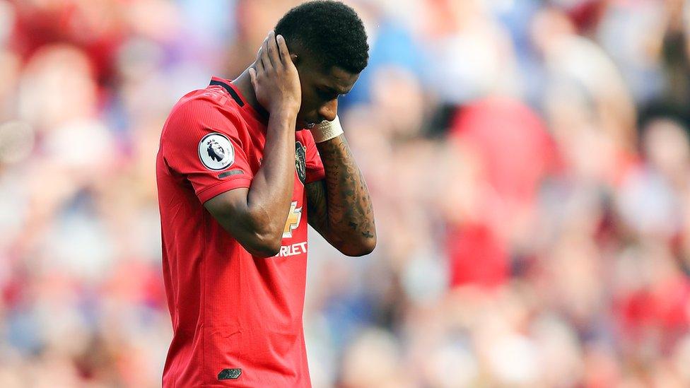 Social Media in Sport: Highlighting Social Issues